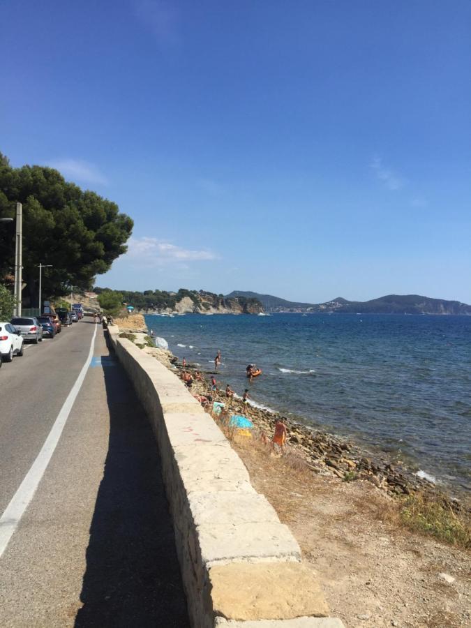 Studio La Ciotat Apartment ภายนอก รูปภาพ